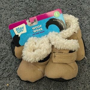 NWT Play On! Sherpa feeling inside suede feeling outside Large dog booties